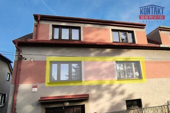Ev.č. MR-8088 Nabízíme k pronájmu prostorný byt 2+1 o veliko