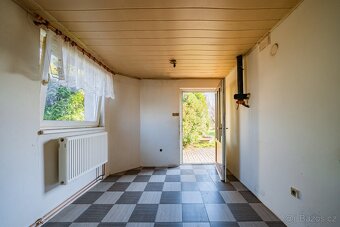 Exkluzivně nabízíme prodej rodinného domu s velkým pozemkem 