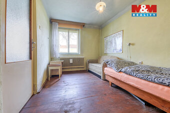 Nabízíme k prodeji pěkný, dobře udržovaný, rodinný dům s dis
