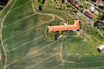 Pozemek s výhledem na Trosky, který už nikdo další nepostaví