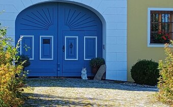 Nabízíme k prodeji unikátní komerční objekt o celkové rozloz