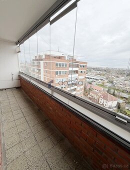 Nabízíme k pronájmu byt nově po rekonstrukci 3+kk, o ploše 5