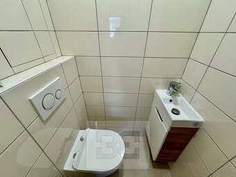 Ev.č. N09097 Nabízíme k pronájmu krásný byt o dispozici 2+1 