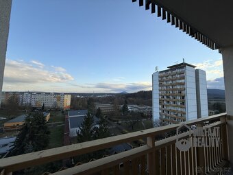 Ev.č. 06874 Nabízím vám k pronájmu slunný, prostorný byt s v