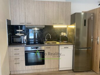 Nabízíme k prodeji příjemný, nový apartmán č. 1 na adrese Li