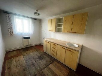 Prodej menšího přízemního domku o užitné ploše 65m2, určenéh