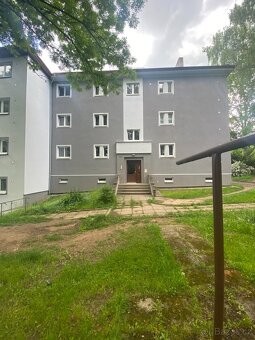 Představuji k prodeji příjemný byt 2+1 v cihlové budově, kte
