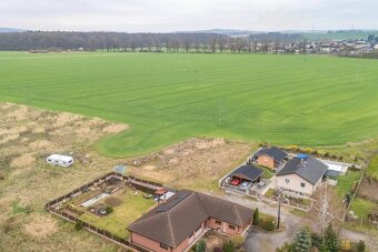 Exkluzivně nabízíme stavební pozemek o výměře 349 m² v klidn