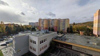 Nabízíme k pronájmu byt o dispozici 2+1 s balkonem a výměře 