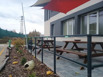 Nabízíme pronájem krásných, moderně zařízených pokojů pro 2 
