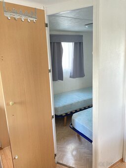 Nabízíme k prodeji mobilní dům IRM 282 o rozměrech 8 x 4m. F