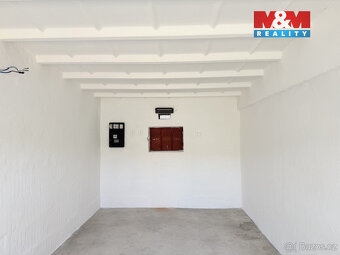 Nabízíme k prodeji garáž v Litomyšli, která je po rekonstruk