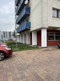 K dlouhodobému podnájmu nabízíme krásný a prosluněný byt o d