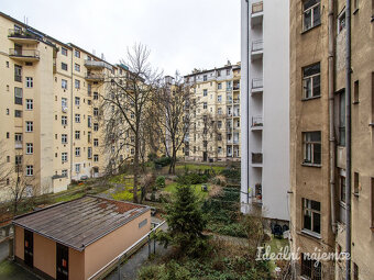 K dlouhodobému podnájmu nabízíme moderní a prostorný byt o d
