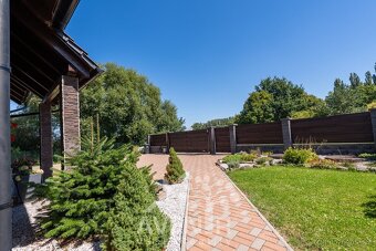 Ev.č. 69436 Exkluzivně nabízíme moderní rodinný dům 6+kk s g