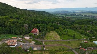Stavební pozemek 2 476 m² – Bořislav, CHKO České středohoří 