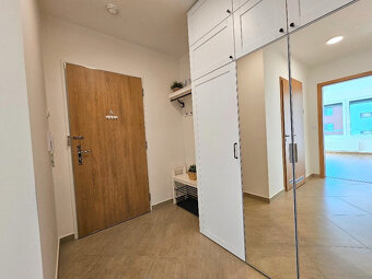 Nabízíme k pronájmu byt 2+kk o ploše 55,4 m2 + balkón 5,9 m2