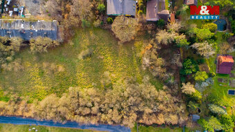 Nabízíme k prodeji soubor pozemků o celkové ploše 9402 m² v 