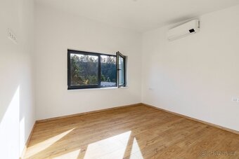 🌲 V projektu Chaty Na Rybárně – poslední volné jednotky! 3 m