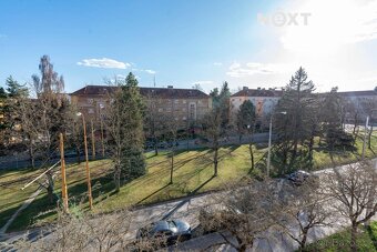 Nabízíme k pronájmu byt o dispozici 2+1 a výměře 54 m², kter