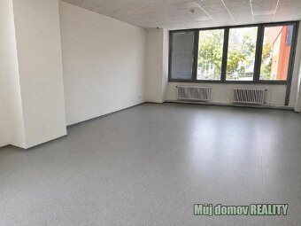 **Pronájem komerčního prostoru, cca 190 m and sup2;** **Dobr