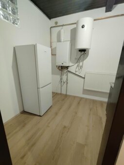 Nabízíme k dlouhodobému pronájmu jednotku v dispozici 2+1 o 
