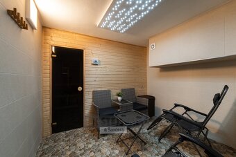 Nabízíme k prodeji apartmán umístěný v přízemí s terasou o o