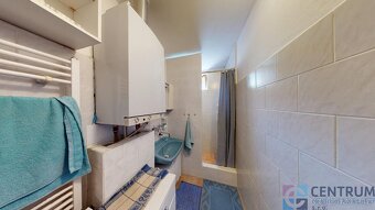 Nabízíme k dlouhodobému pronájmu prostorný byt o dispozici 3