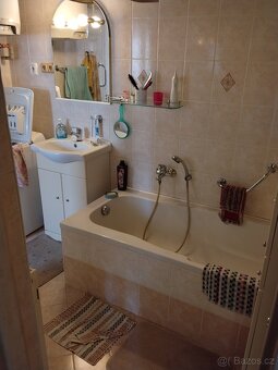 Pokud hledáte klid a soukromí, nabízíme ke koupi nadstandard
