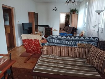 Pokud hledáte klid a soukromí, nabízíme ke koupi nadstandard