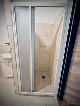 Nabízíme k pronájmu byt po rekonstrukci , velikost 3kk , kou