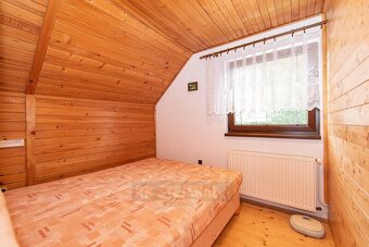 Nabízíme ke koupi velmi dobře udržovanou chalupu se zahradou