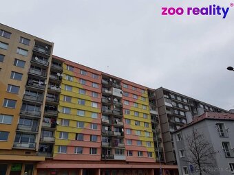 Nabízíme pronájem bytu 1+1 v 8. patře v centru města ulice P