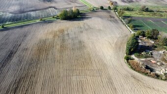 Prodej zemědělských pozemků - jedná se o dvě parcely o výměř