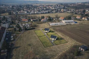 Nabízíme k prodeji prostorný pozemek par. č. 247/2 o výměře 