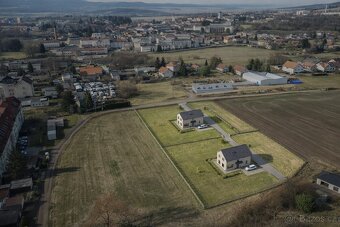 Nabízíme k prodeji prostorný pozemek par. č. 247/2 o výměře 