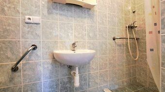 Pronájem zařízeného bytu 1+kk 32m² Jundrov. Plně vybaveno, p