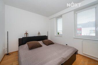 Nabízíme k pronájmu výjimečný, světlý byt 3+kk o ploše 87 m²