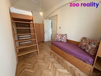 Nabízíme k pronájmu bytovou jednotku o dispozici 2+1, umístě