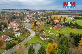 Nabízíme k prodeji útulnou chalupu v malebné obci Paběnice. 