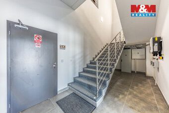 Nabízíme k pronájmu reprezentativní kancelářské prostory o r