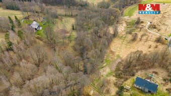 Nabízíme k prodeji krásnou louku o rozloze 2537 m² nacházejí