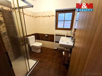Nabízíme k pronájmu útulný byt 2+kk o užitné ploše 42 m², si