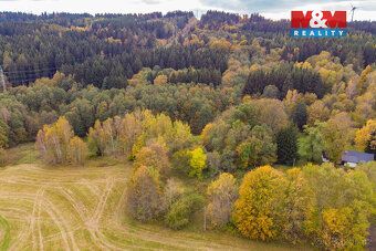 Nabízíme k prodeji krásnou zahradu o rozloze 4531 m², nacház