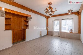Celkové měsíční náklady na provoz nemovitosti 9.500,- Kč., p