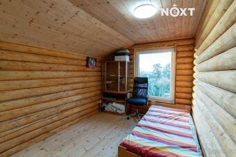 Dovolujeme si Vám nabídnout k prodeji krásnou dřevěnou novos