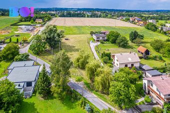 Nabízíme ke koupi stavební pozemek o výměře 2 560 m² nacháze