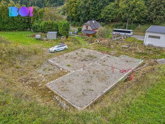 Nabízíme exkluzivní stavební pozemek o velikosti 4 560 m² s 