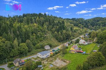 Nabízíme exkluzivní stavební pozemek o velikosti 4 560 m² s 
