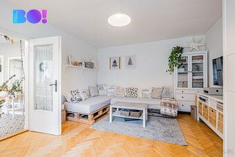 Nabízíme k prodeji prostorný rodinný dům nacházející se v kl